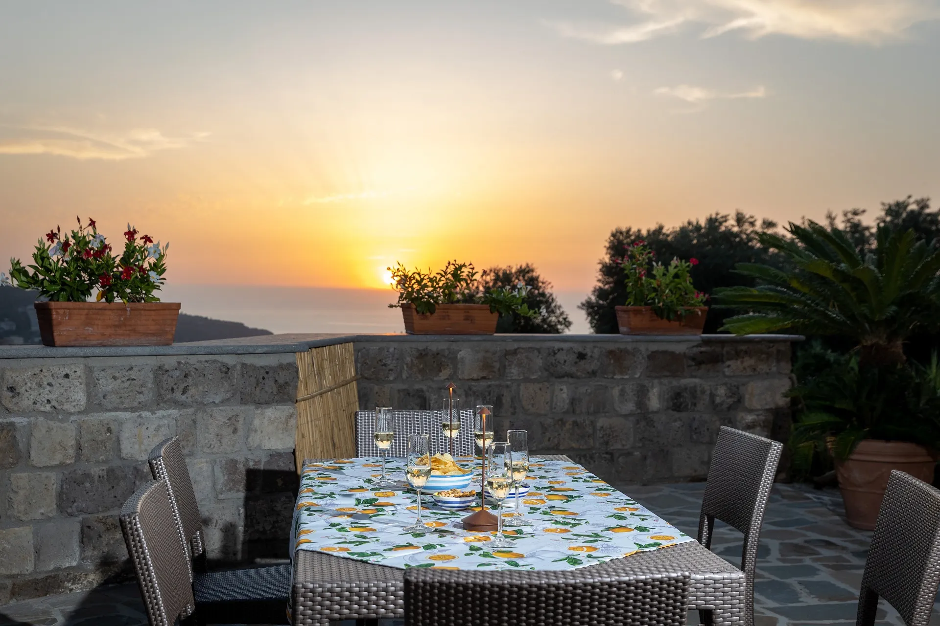 Savor your creations
in a unique panoramic setting